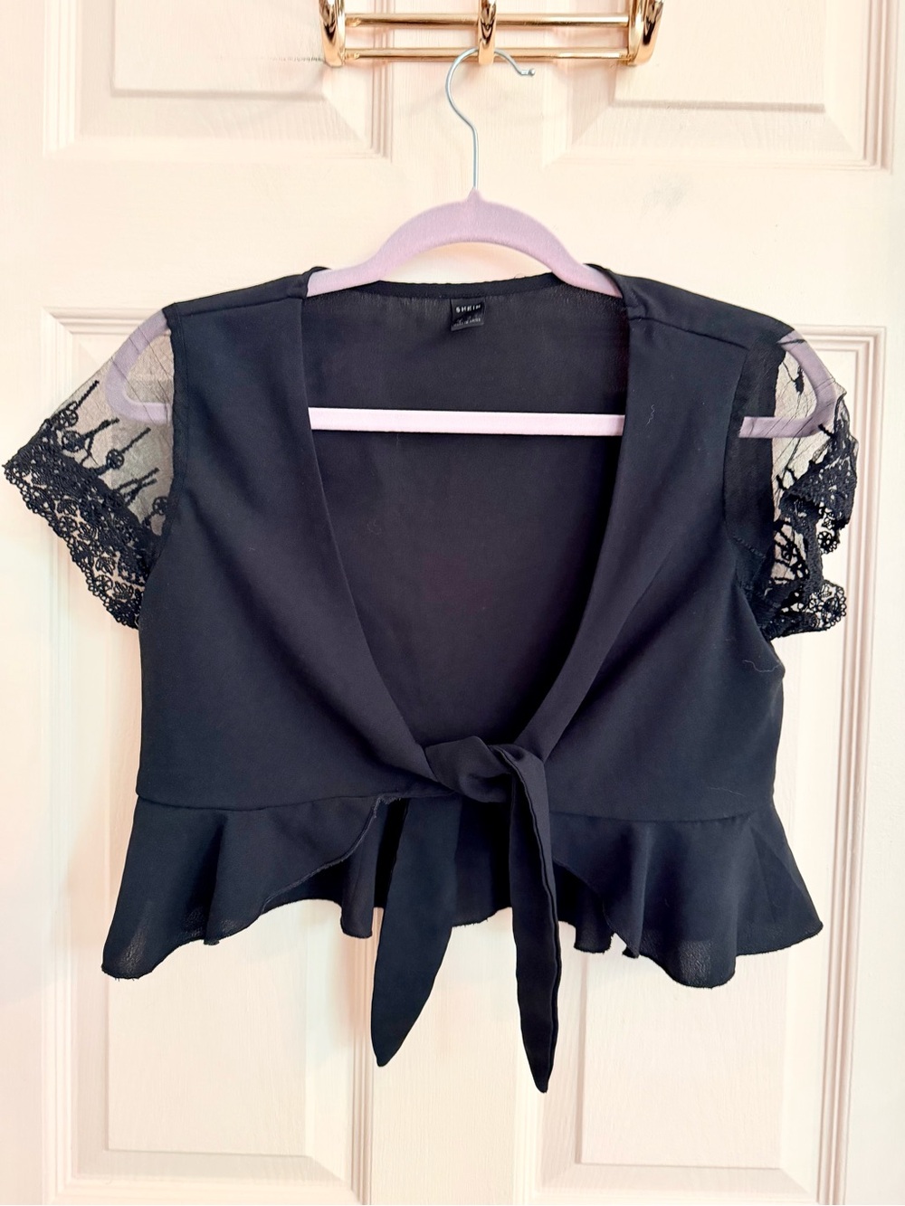 $5 SALE‎ Black tie front crop jacket